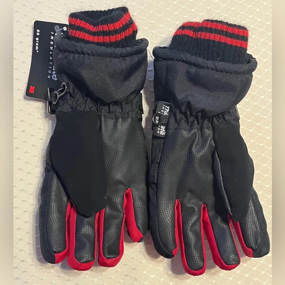 NWT Cherokee ski gloves with 80 gram Thinsulate lining size 8-16